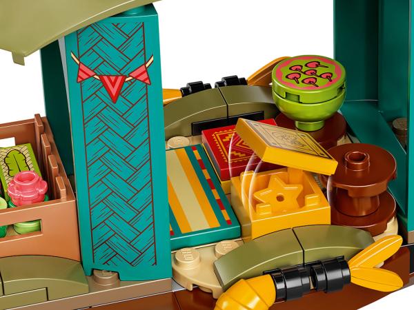 Конструктор LEGO Disney Princess "Лодка Буна" (43185)